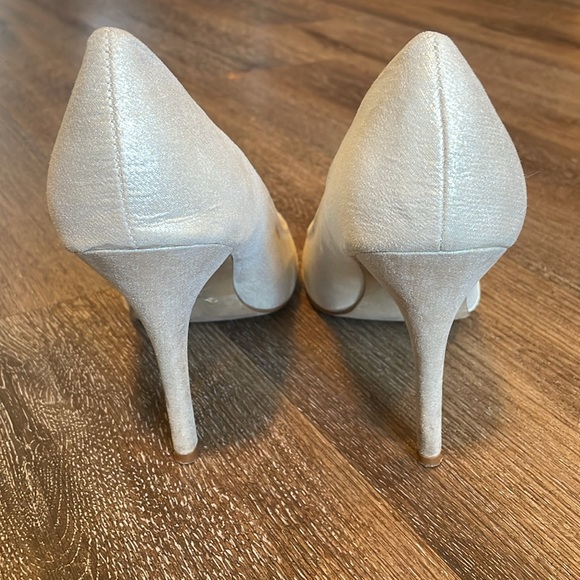 APT 9 heels. Only worn a few times but do show signs of wear. Please review pics - Picture 4 of 10